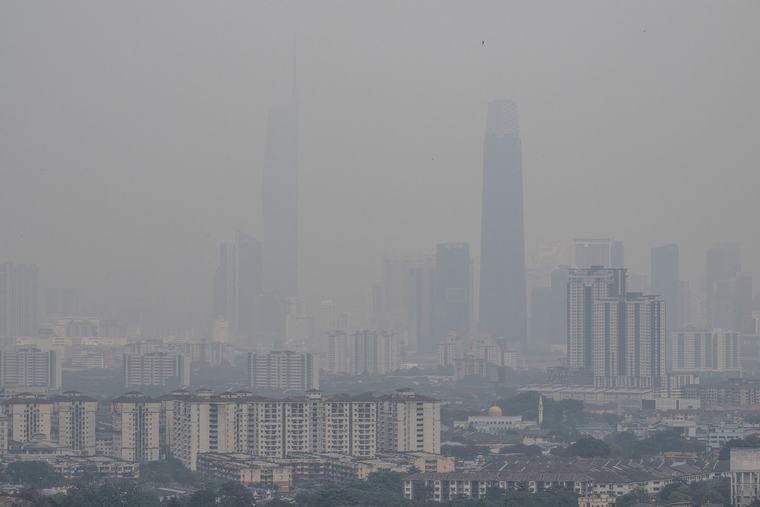 印尼山火霧霾波及鄰國 馬來西亞沙撈越州部分地區進入緊急狀態